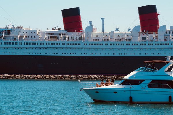 Où suivre des cours de sculpture sur pierre en Grèce?